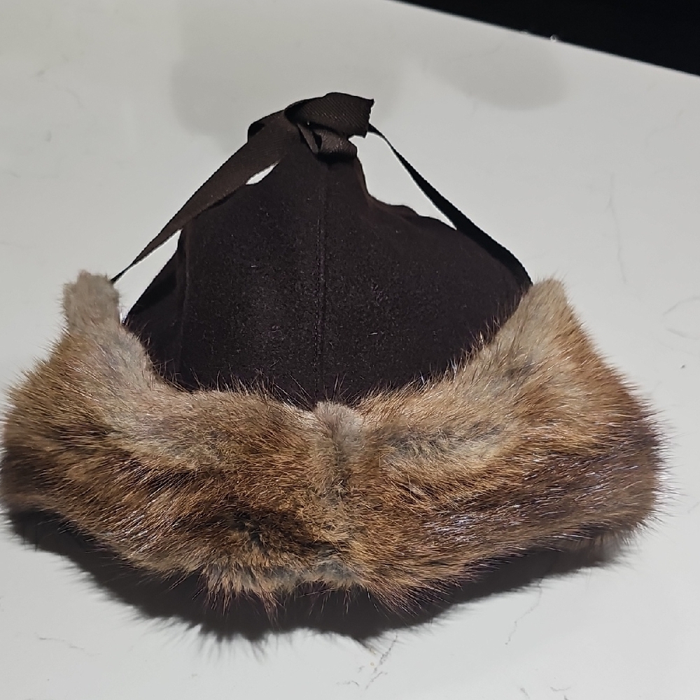 CROWNCAP Elegant Brown Fur-Trimmed Hat